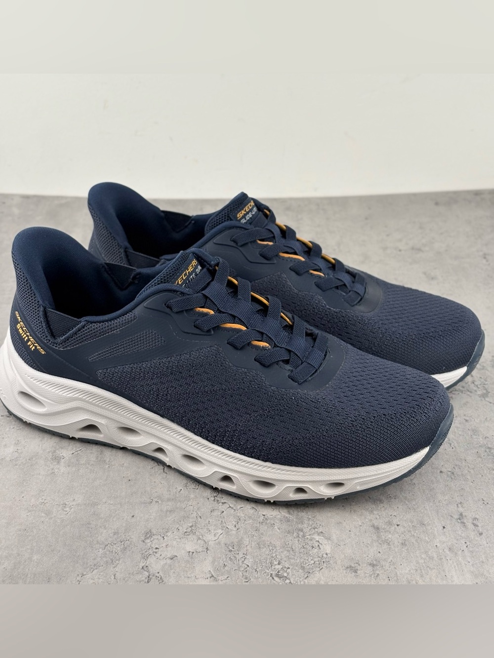 Skechers Men’s Glide Hands Free Swift Fit Slip On Shoes Size 9 Navy Worn Once